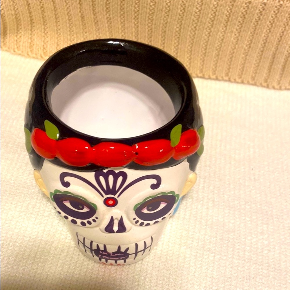 Day of the Dead sugar skull planter pot. - Picture 2 of 10